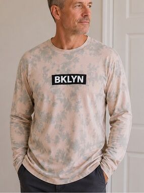 BKLYN Graphic Long Sleeve Tee in Beige Tie-Dye